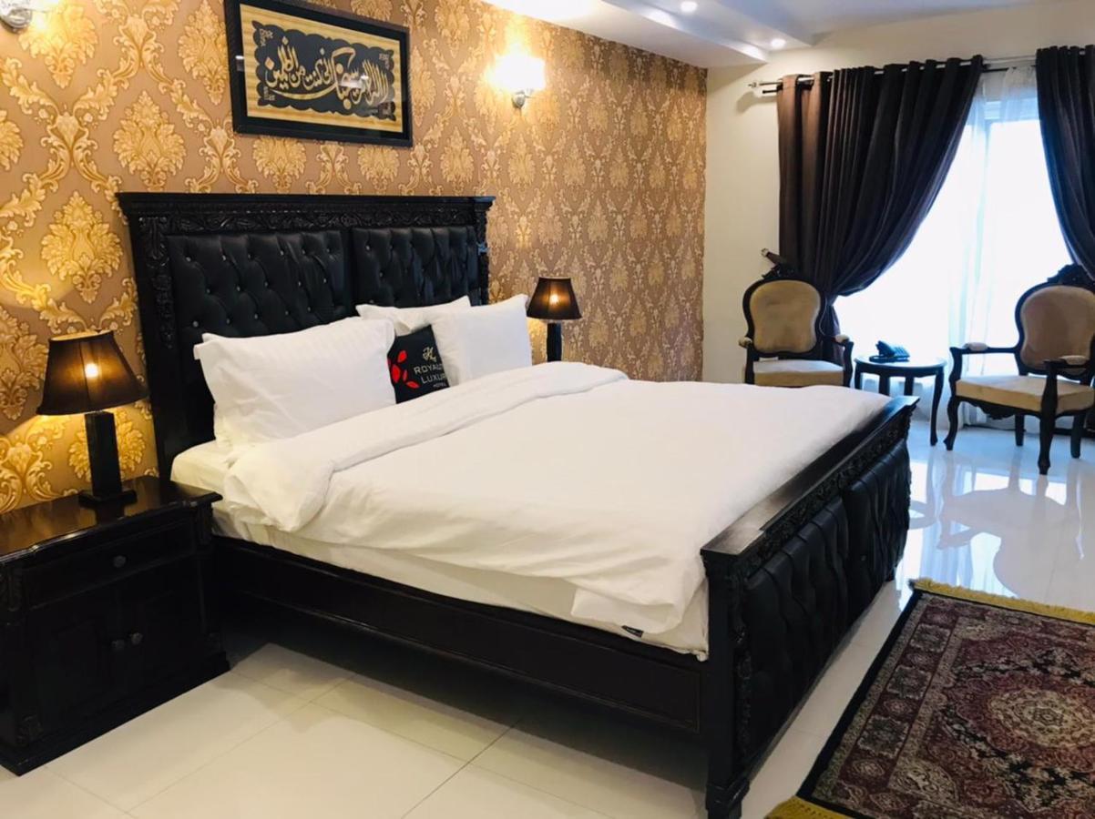 Royaute Luxury Hotel Sialkot Dış mekan fotoğraf